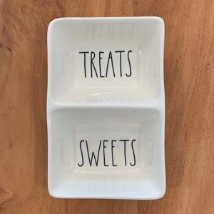 Rae Dunn treat dish